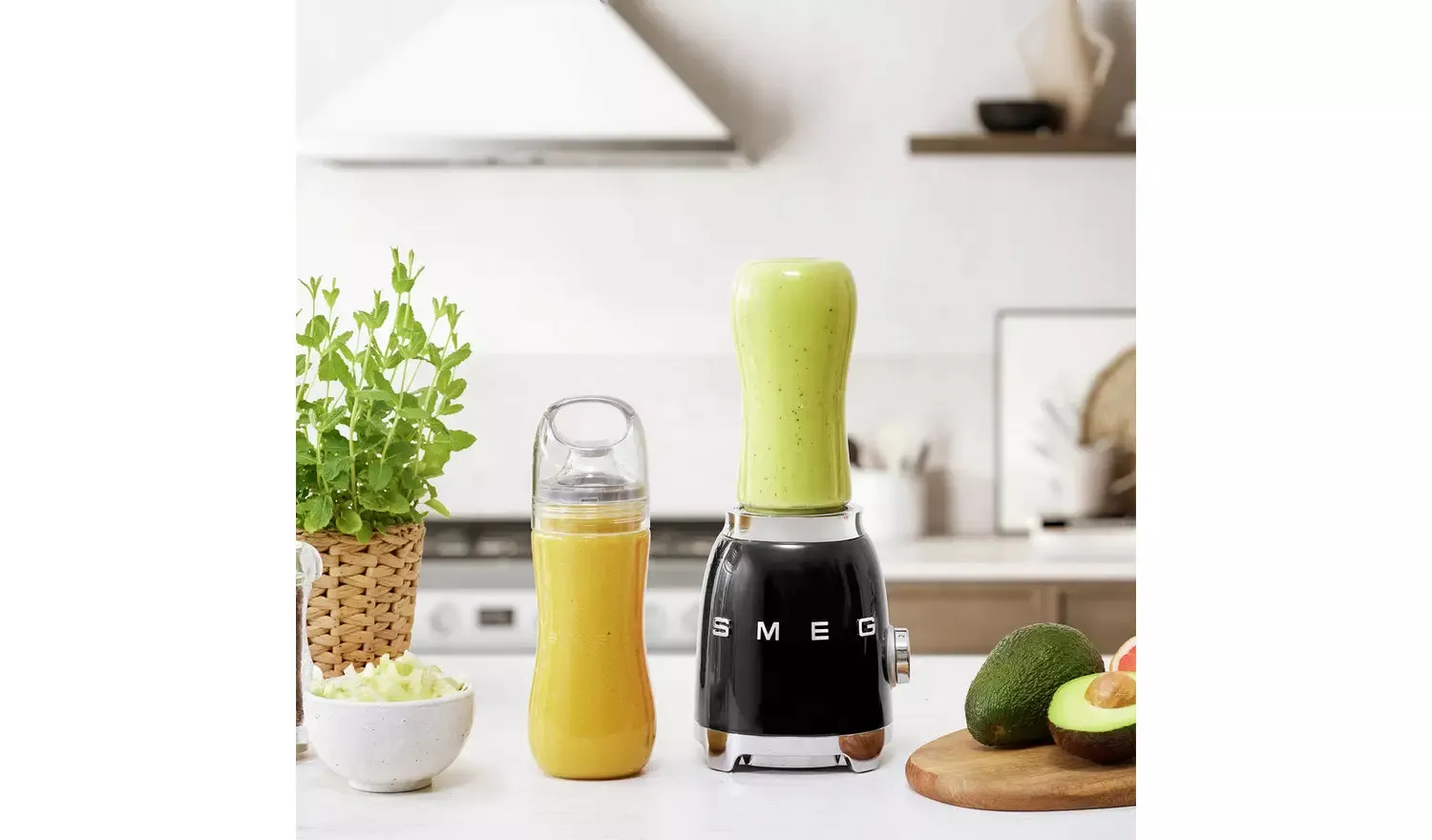 Smeg PBF01BLUK 50s Retro Style Personal Blender Black